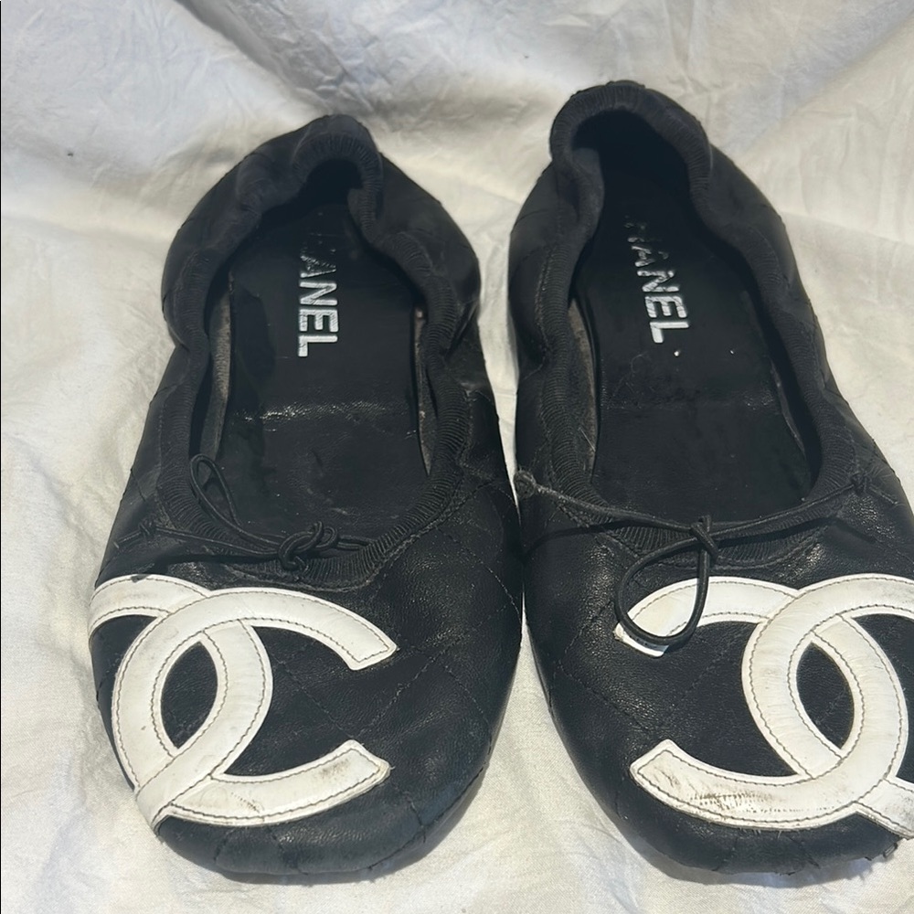 Chanel Black and White Ballet Flats